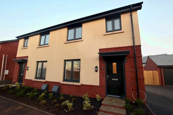 3 Bedroom Semi-Detached House To Rent In Marine Drive, Topsham, Exeter, EX3