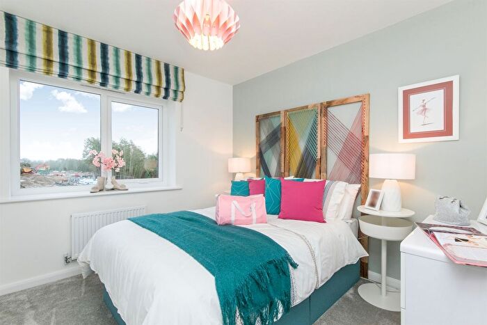 4 Bedroom Detached House For Sale In Maple Fields, Llanrumney, Cardiff, CF3