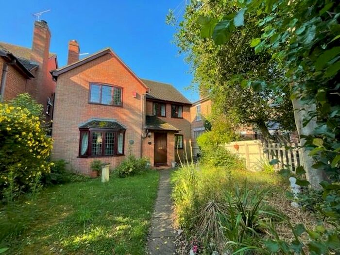 4 Bedroom House To Rent In Leamington Road, Long Itchington, Southam, CV47