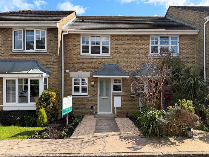 2 Bedroom Terraced House To Rent In Pellings Farm Close, Crowborough, TN6