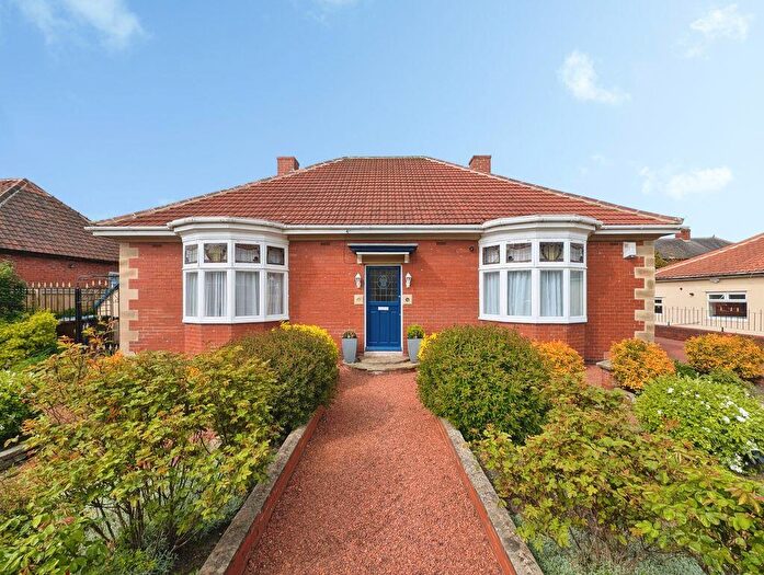 3 Bedroom Bungalow For Sale In Beadling Gardens, Fenham, Newcastle Upon Tyne, NE4