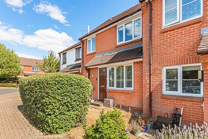 1 Bedroom Property For Sale In St Leonard's Court, House Lane, Sandridge, St. Albans, AL4