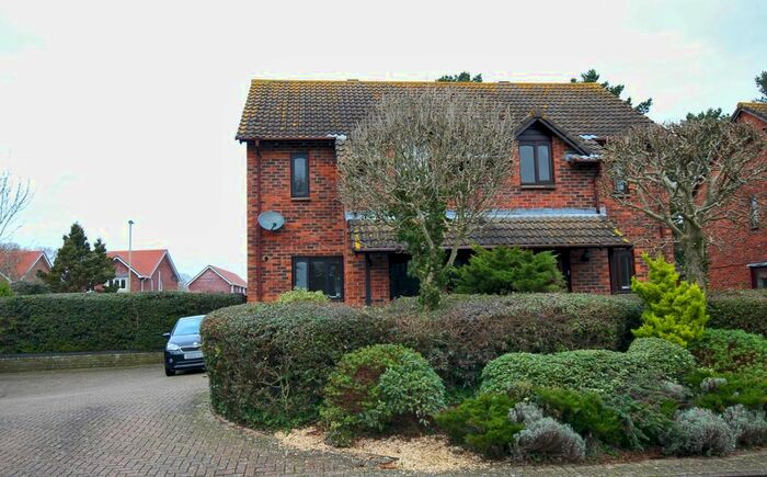 3 Bedroom Semi-Detached House To Rent In Lymington, Hampshire, SO41