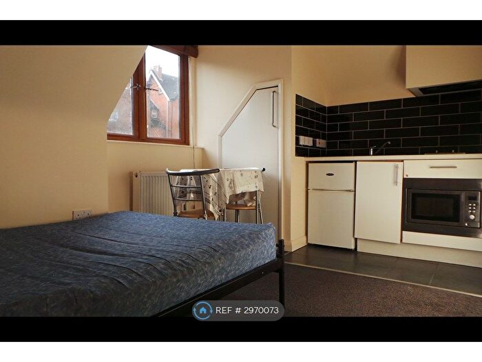 Studio To Rent In Ashburnham Road, Luton, LU1