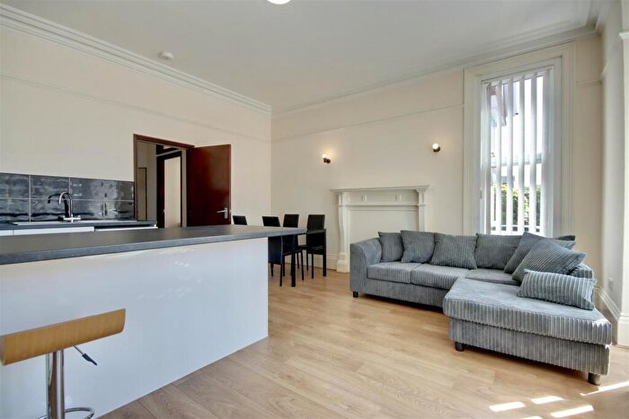2 Bedroom Apartment To Rent In Festing Road, Southsea, PO4