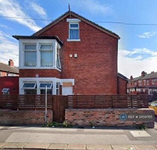 4 Bedroom Terraced House To Rent In Strathmore, Leeds, LS9