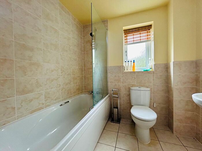 4 Bedroom Property To Rent In Girton Way, Mickleover, Derby, DE3