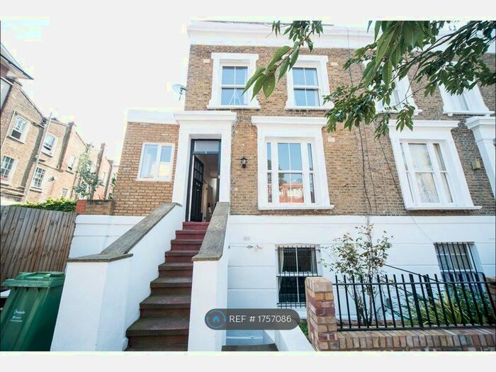 3 Bedroom Flat To Rent In Kentish Town, London, NW5