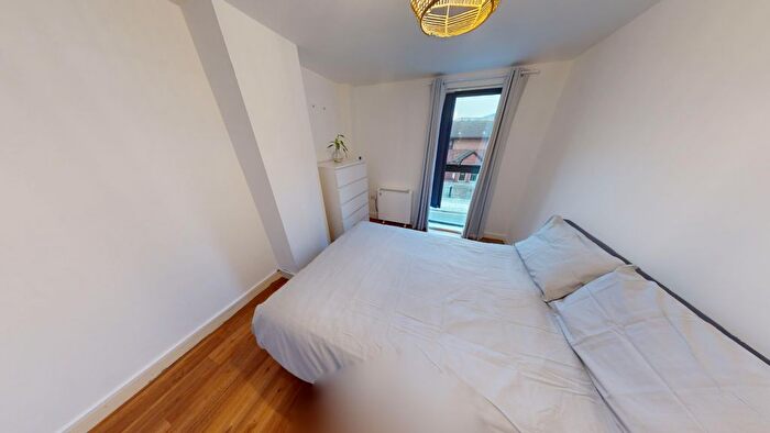 1 Bedroom Flat To Rent In Tradewind Square, Liverpool, L1