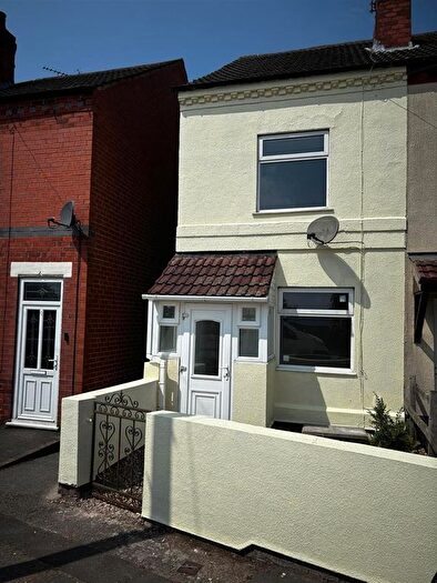 3 Bedroom End Of Terrace House To Rent In Derby Road, Kirkby-In-Ashfield, NG17