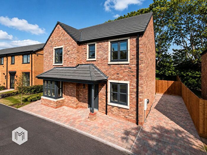 4 Bedroom Detached House For Sale In Park Road, Little Lever, BL3