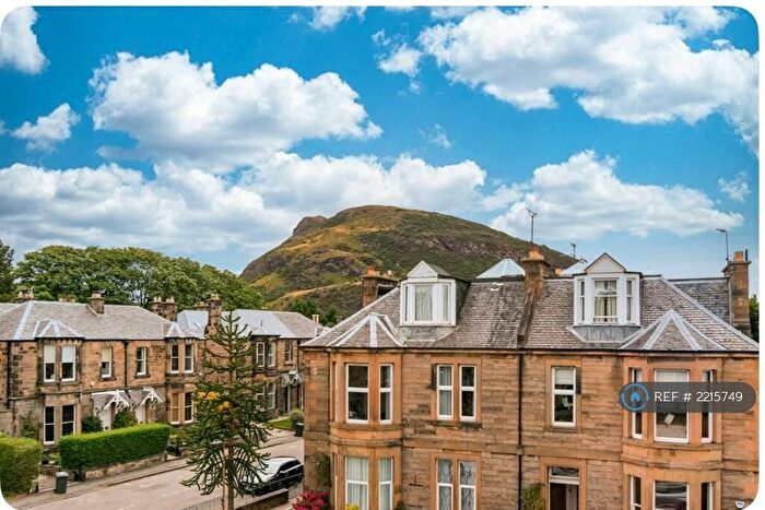 4 Bedroom Flat To Rent In Marchhall Crescent, Edinburgh, EH16