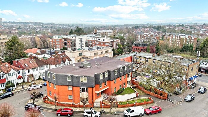 2 Bedroom Flat For Sale In Heather Court, Heather Gardens, London, NW11