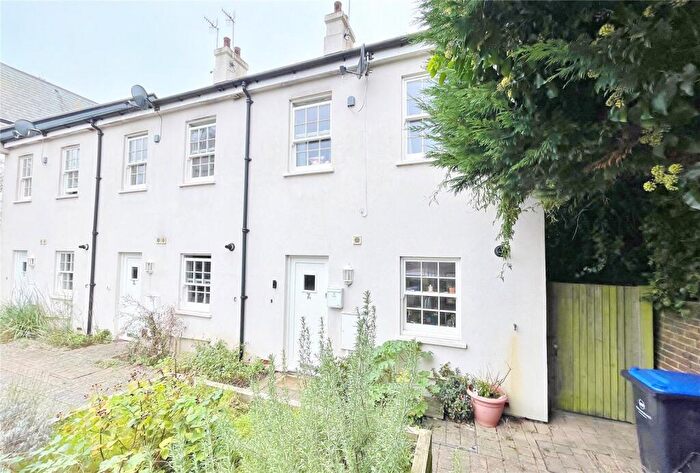 3 Bedroom End Of Terrace House For Sale In Belsize Road, Worthing, West Sussex, BN11