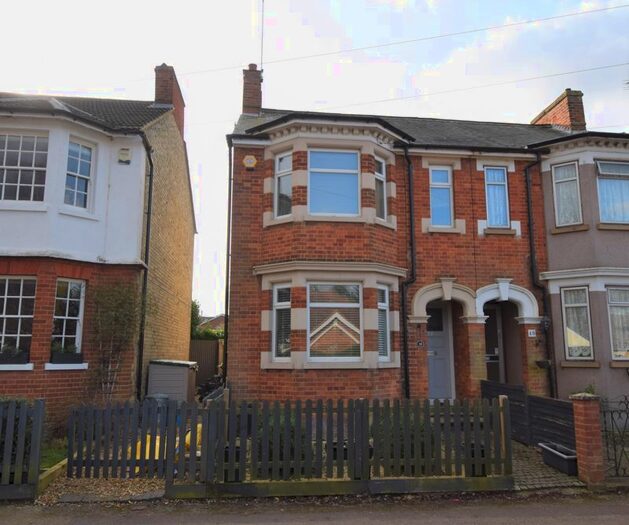 3 Bedroom Semi-Detached House To Rent In Weathercock Lane, Woburn Sands, Milton Keynes, MK17