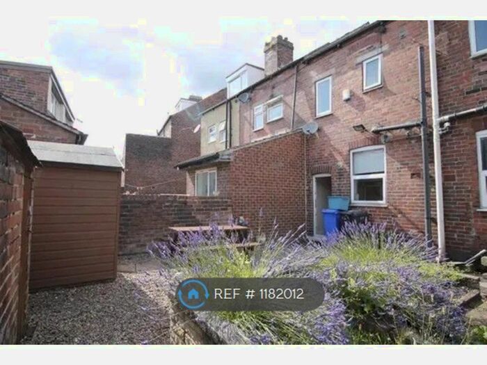 4 Bedroom Terraced House To Rent In Neil Rd, Sheffield, S11