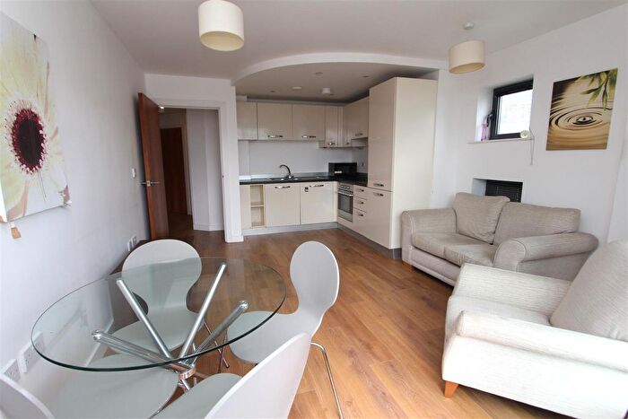 2 Bedroom Flat To Rent In Skyline St. Peters Street, Leeds, LS9