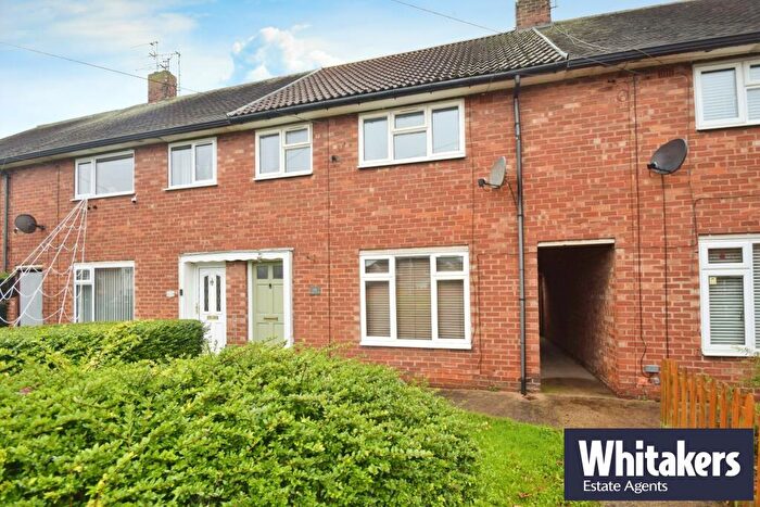 3 Bedroom Terraced House To Rent In Duddon Grove, Longhill, HU8