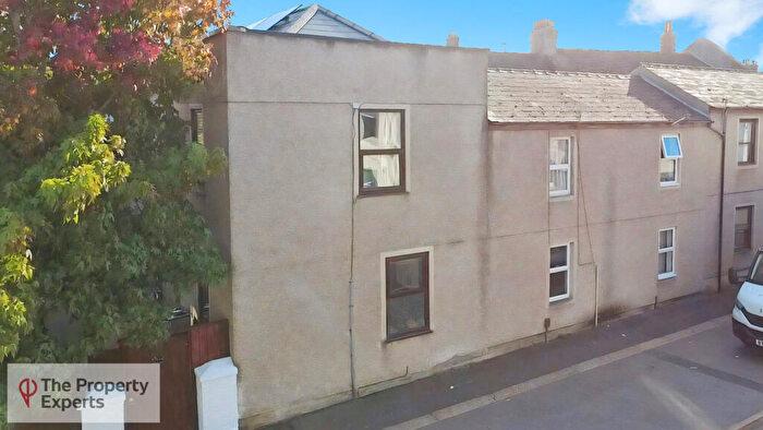 3 Bedroom Terraced House For Sale In Embankment Road, Plymouth, PL4
