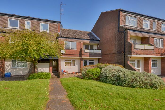 1 Bedroom Flat To Rent In Prince Charles Crescent, Malinslee, TF3