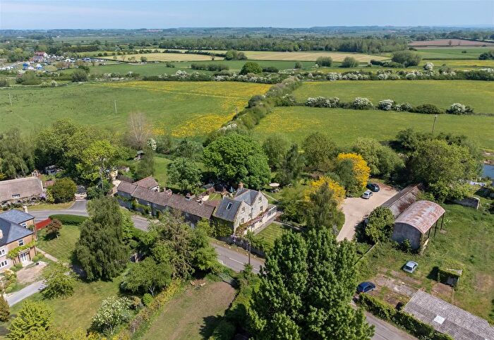 5 Bedroom Property For Sale In Thorney, Langport, TA10