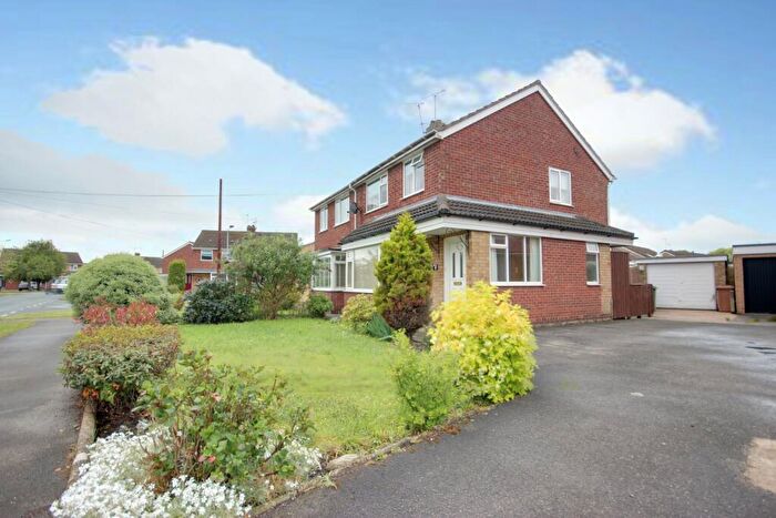 3 Bedroom Semi-Detached House For Sale In Molescroft Park, Beverley, HU17