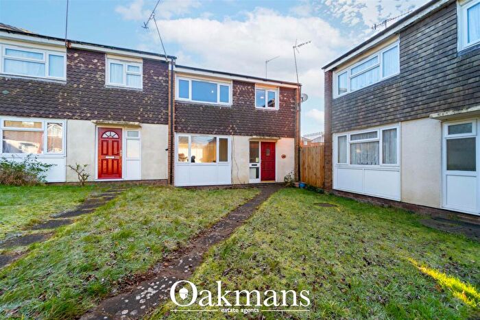 3 Bedroom End Of Terrace House For Sale In Yardley Close, Oldbury, West Midlands, B68