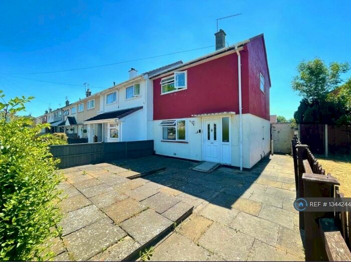 2 Bedroom End Of Terrace House To Rent In Croyland Green, Leicester, LE5