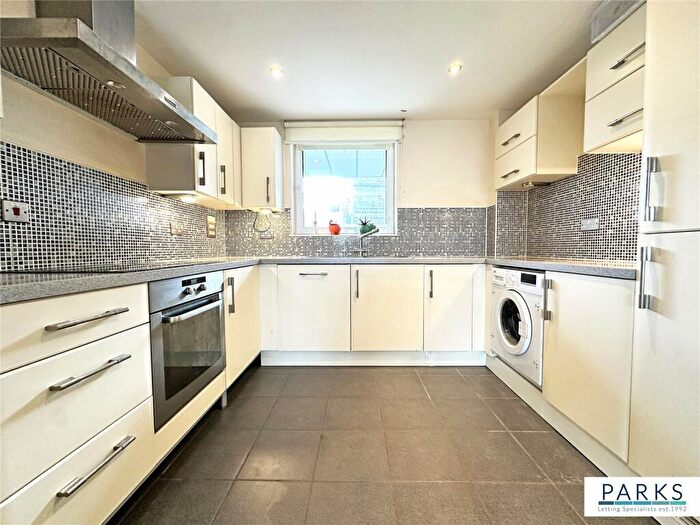 1 Bedroom Apartment To Rent In Fleet Street, Brighton, East Sussex, BN1