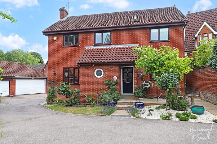 4 Bedroom Detached House For Sale In Chevely Close, Coopersale, CM16