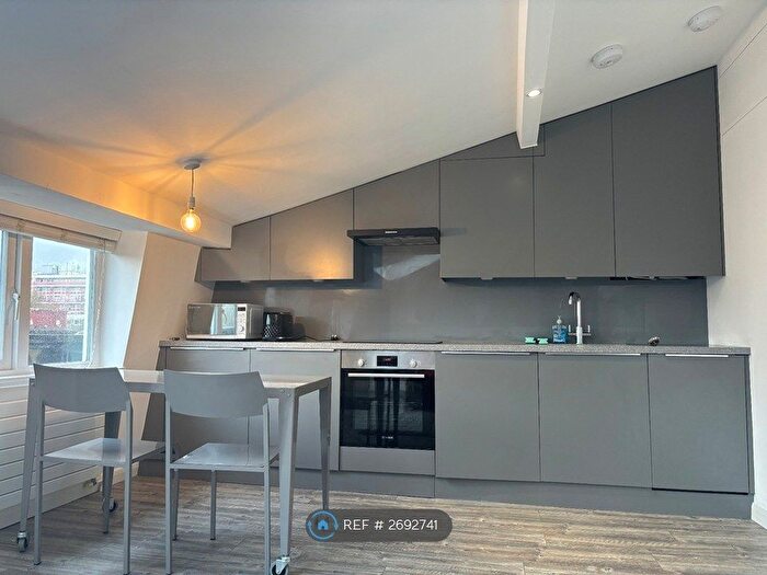 1 Bedroom Flat To Rent In Bridgeman Road, London, N1