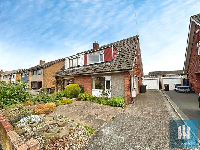 2 Bedroom Semi-Detached House For Sale In Water Royd Avenue, Mirfield, Kirklees, WF14