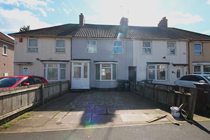 3 Bedroom Terraced House To Rent In Starbank Road, Birmingham, B10