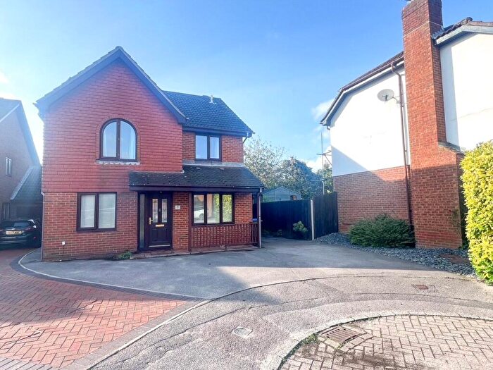 4 Bedroom Detached House For Sale In Pershore Close, Locks Heath, Southampton, Hampshire, SO31