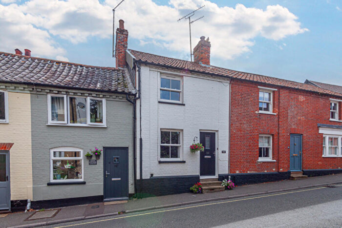 2 Bedroom Terraced House For Sale In High Street, Wickham Market, IP13