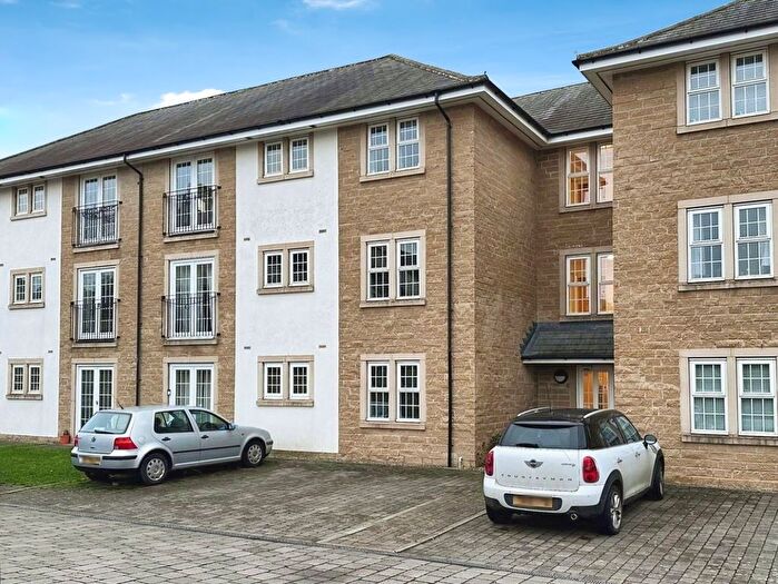 1 Bedroom Flat For Sale In Escroft Court, Menston, LS29