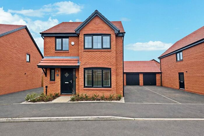 4 Bedroom Detached House For Sale In Bow Green Fields, Westhoughton, BL5