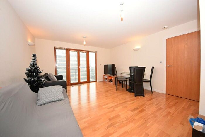 1 Bedroom Apartment To Rent In Icon Building, Ilford, IG1