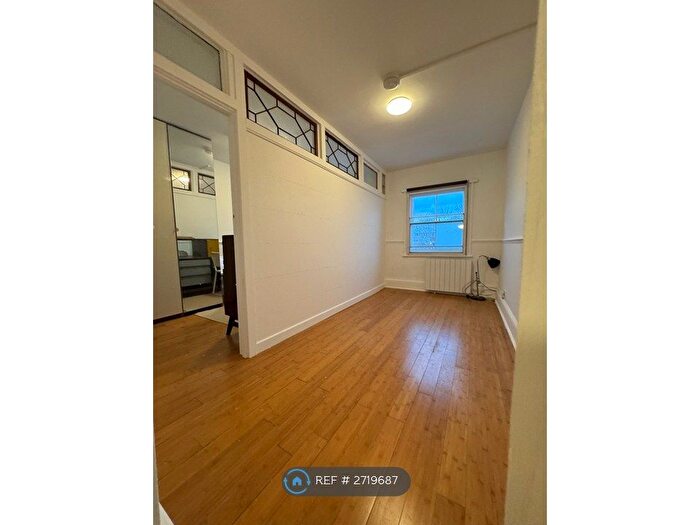 1 Bedroom Flat To Rent In Kingsland Road, London, E8