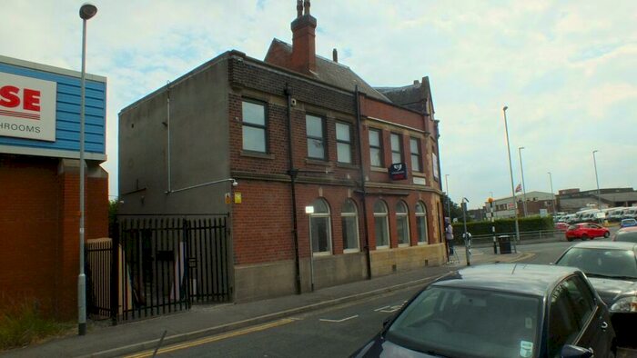 2 Bedroom Apartment To Rent In Holbeck Lane, Leeds, West Yorkshire, LS11