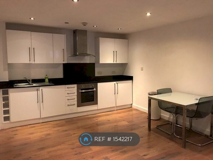 1 Bedroom Flat To Rent In Portcullis House, London, E8