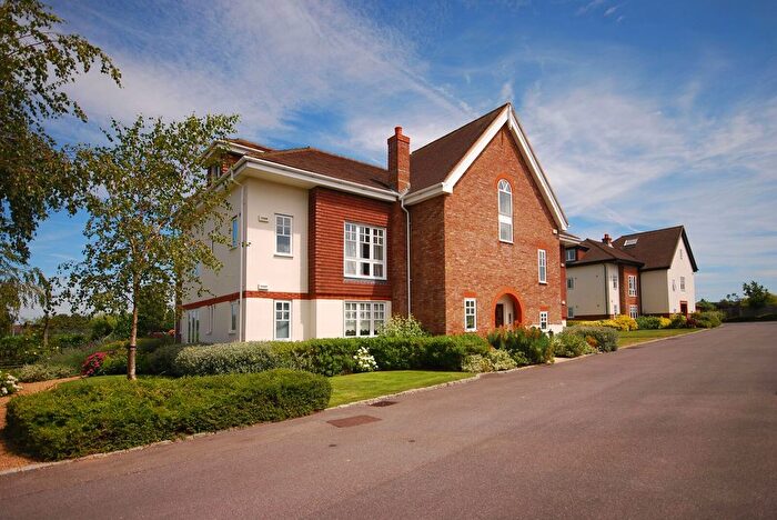 2 Bedroom Flat To Rent In Burpham Lane, Burpham, Guildford, GU4
