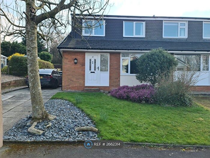 3 Bedroom Semi-Detached House To Rent In Durham Road, Wilpshire, Blackburn, BB1