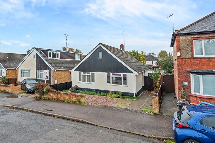 2 Bedroom Detached Bungalow For Sale In Blandford Avenue, Kettering, NN16