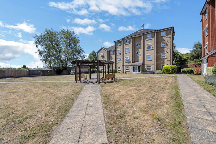 2 Bedroom Apartment For Sale In Maltings Way, Bury St Edmunds, IP32