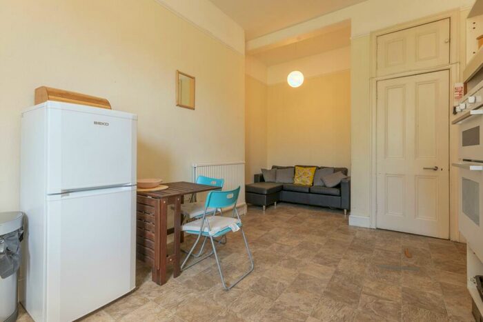 4 Bedroom Flat To Rent In Arden Street Edinburgh United Kingdom, EH9