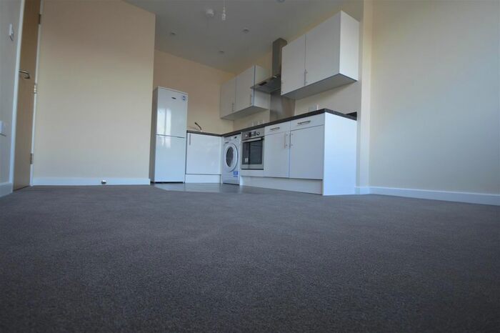 2 Bedroom Flat To Rent In St. Georges Retail Park, St. Georges Way, Leicester, LE1