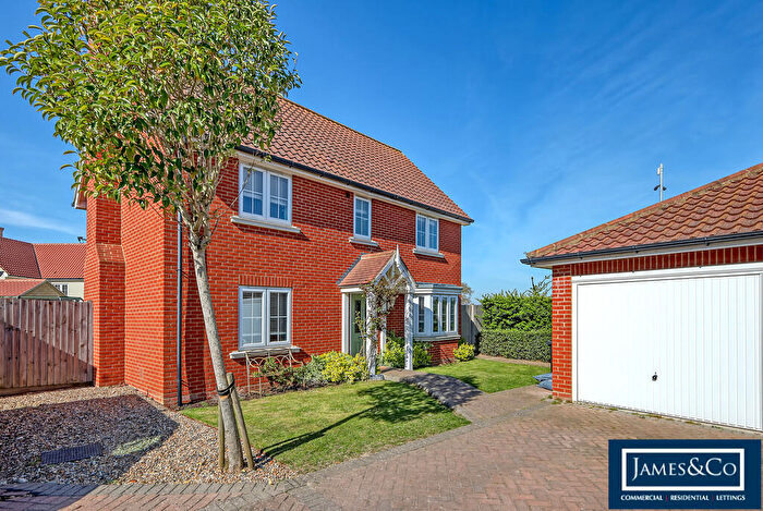 4 Bedroom Detached House To Rent In Woodlands Park Drive, Dunmow, CM6