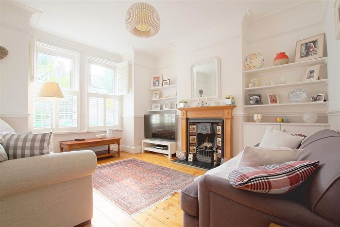 3 Bedroom Terraced House To Rent In Midhurst Road, Ealing, W13