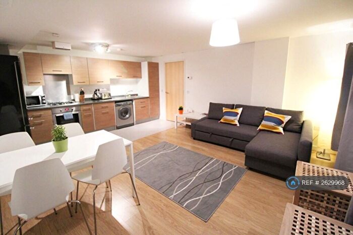 1 Bedroom Flat To Rent In Caledonian Road, London, N7